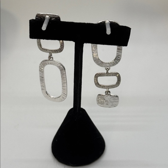 NWOT, Silver-tone Geometric Dangle Earrings - Picture 2 of 4